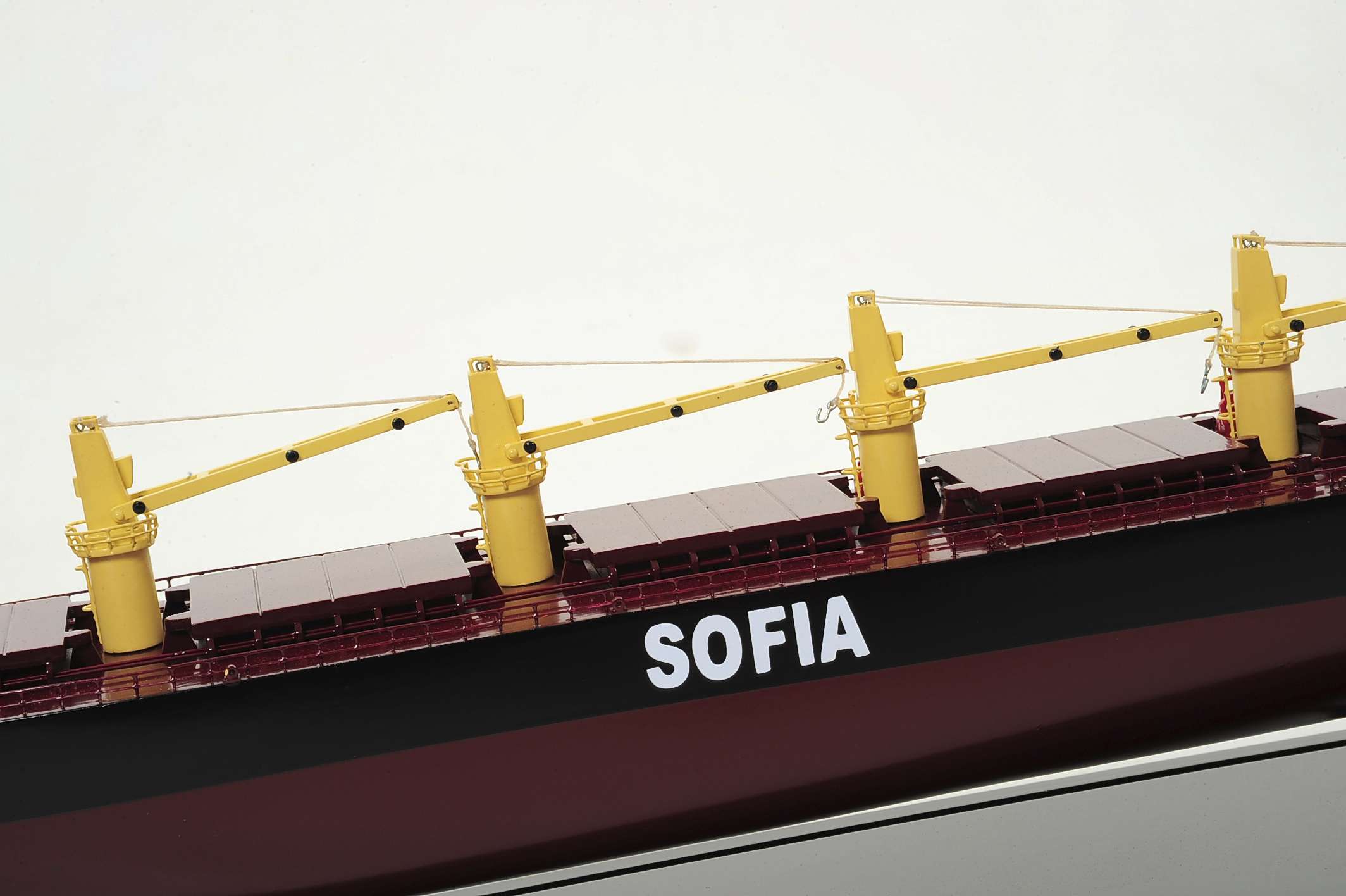 1450-4512-Bulk-Carrier-3-Model-Ship