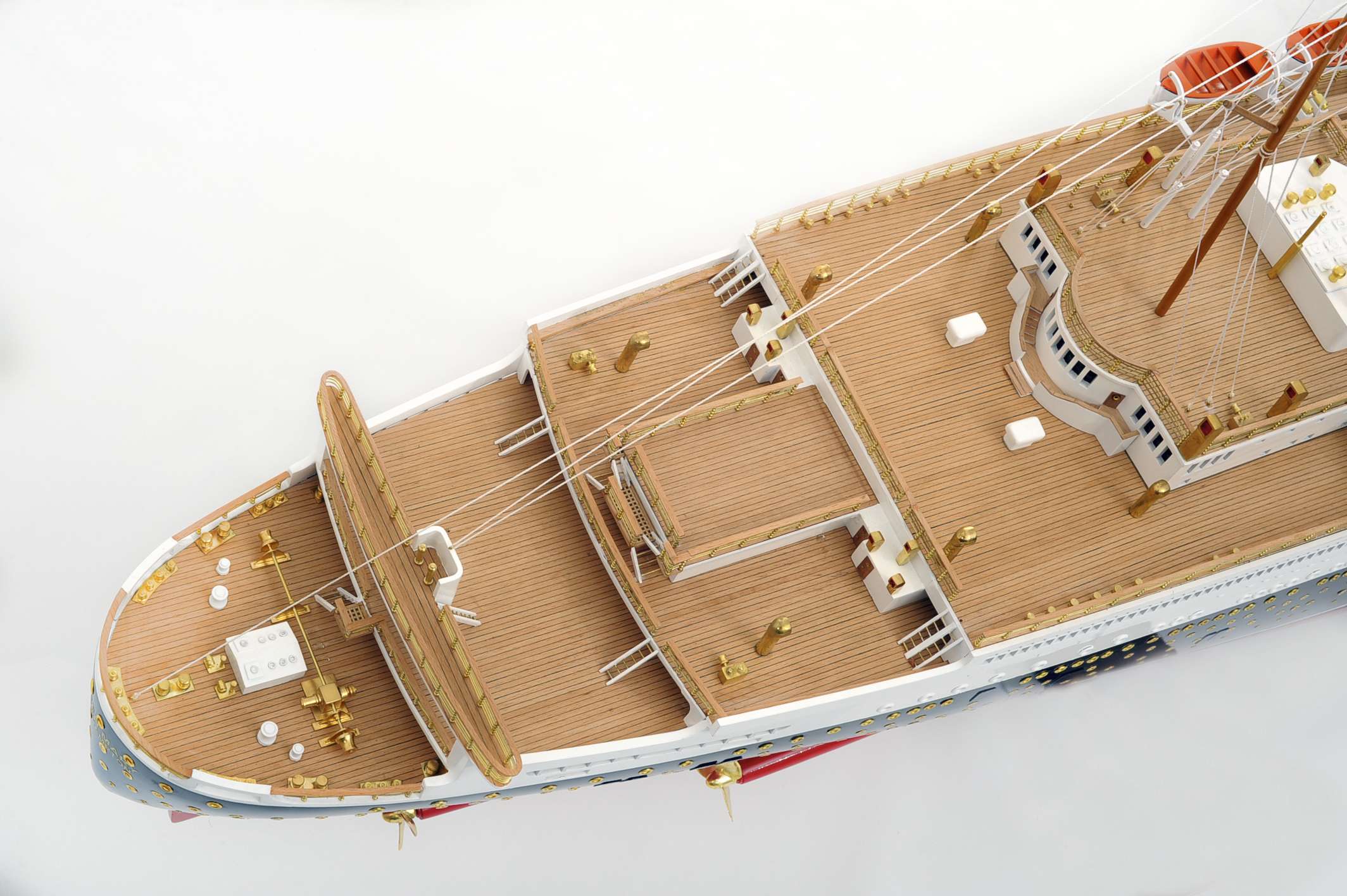 1484-4982-RMS-Queen-Mary-Model