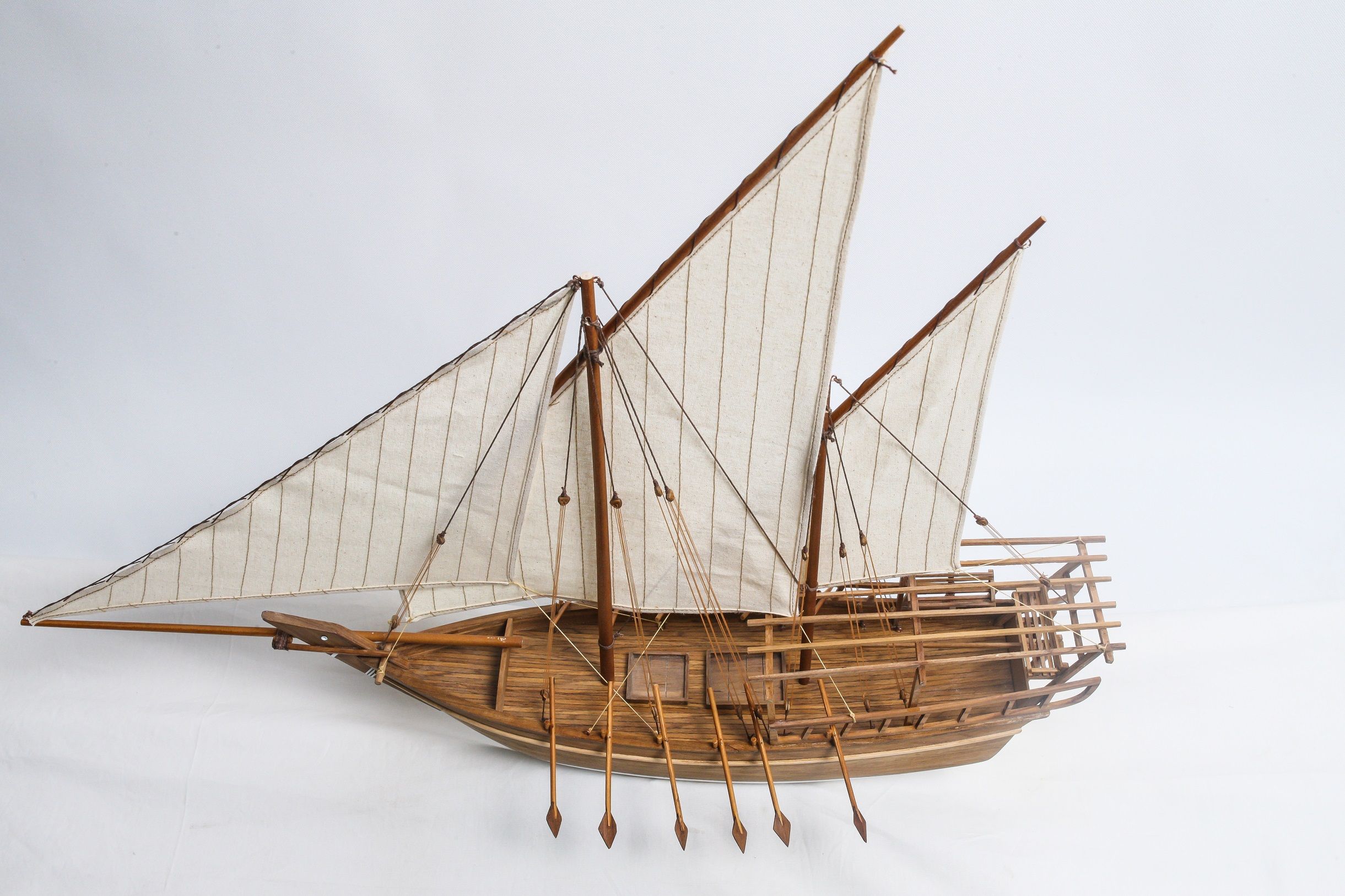 1528-9183-Shu-ai-Dhow-Model-Boat