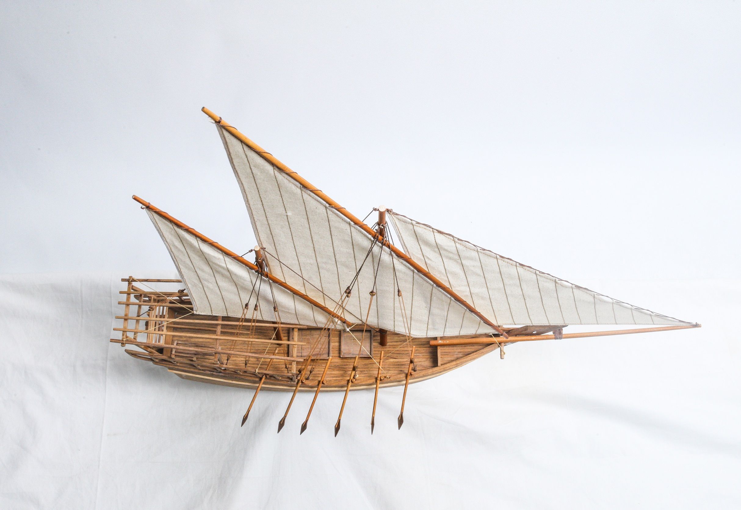 1528-9185-Shu-ai-Dhow-Model-Boat