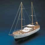 Bruma Cabin Cruiser Model Boat Kit - Mantua Models