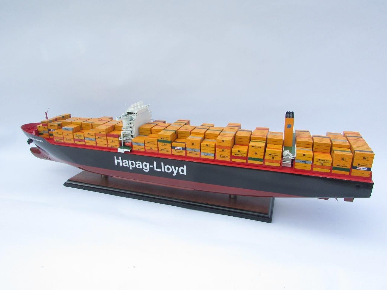 1780-9990-Hapag-Lloyd-Hamburg-Express