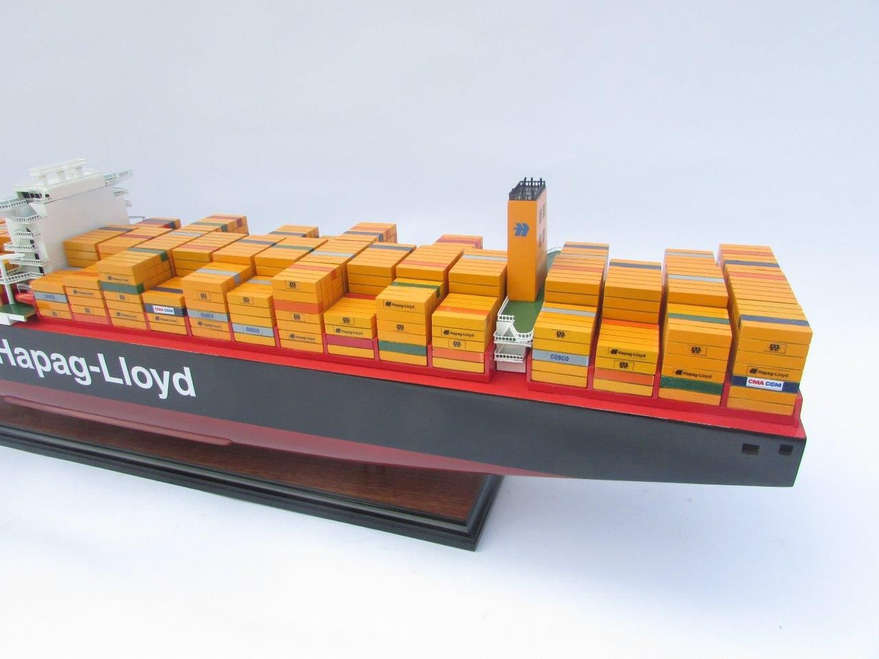 1780-9992-Hapag-Lloyd-Hamburg-Express