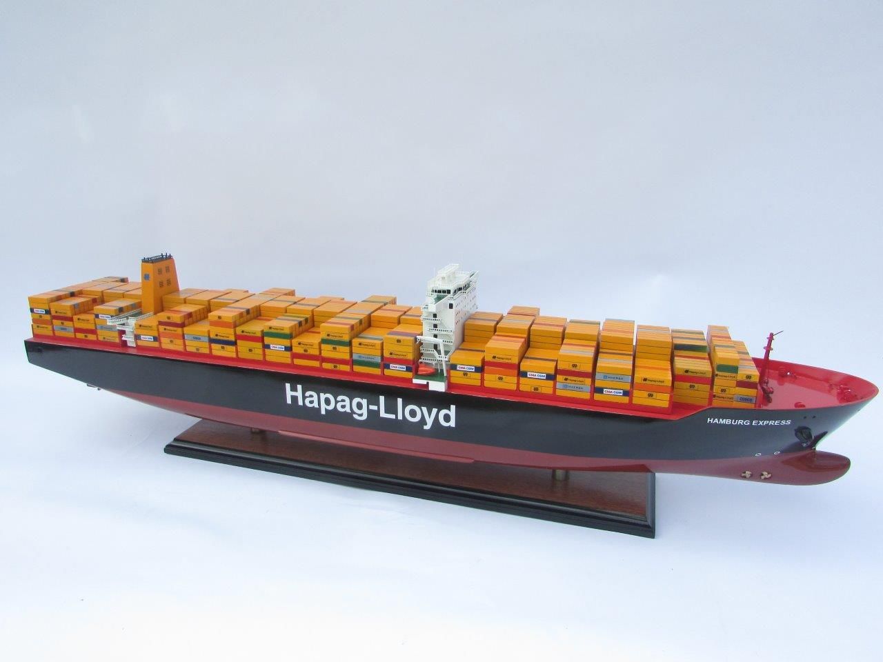 1780-9996-Hapag-Lloyd-Hamburg-Express