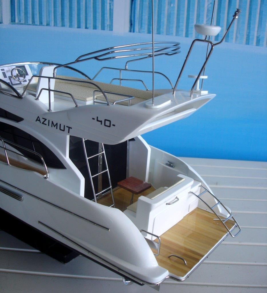 1960-11598-Azimut-40-wooden-model-ship