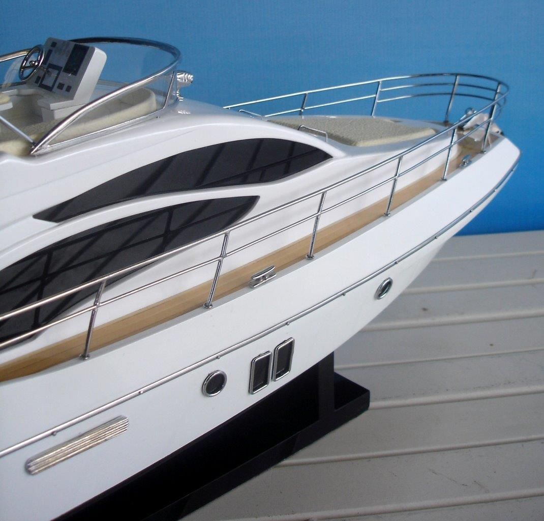 1960-11602-Azimut-40-wooden-model-ship