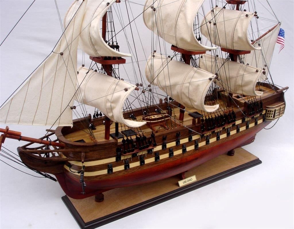 2009-11823-Uss-Ohio-model-ship