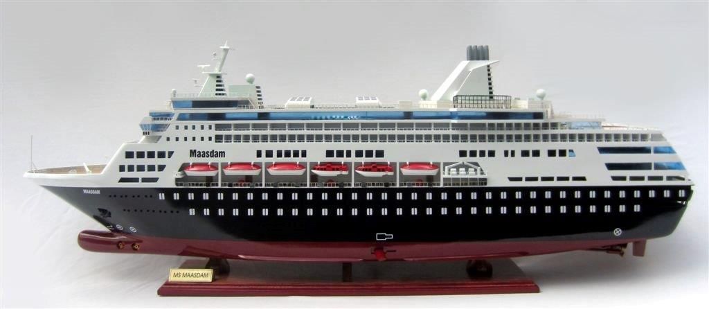 2032-12004-Maasdam