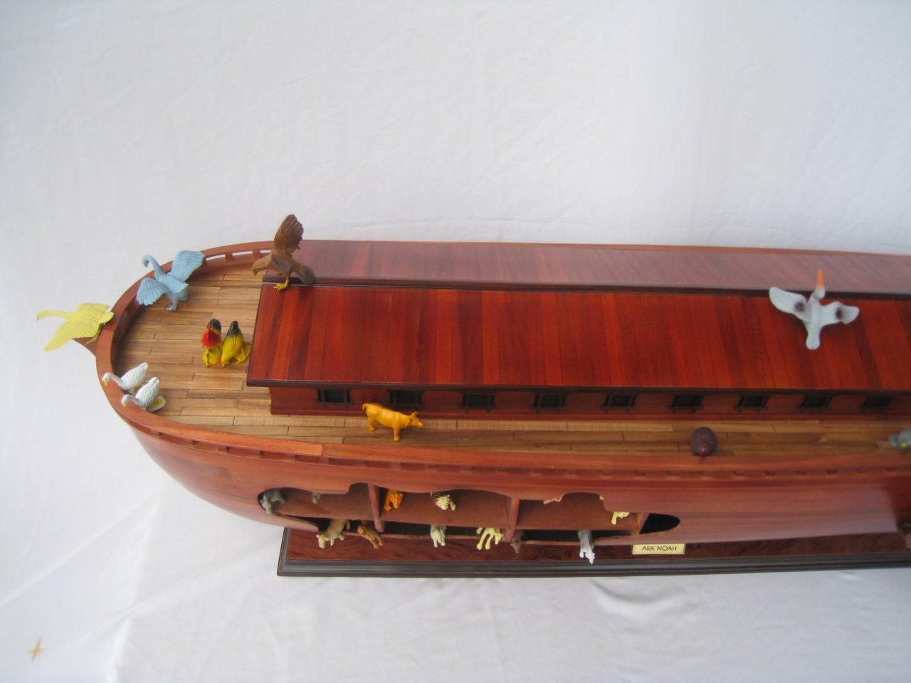 2043-12569-Noahs-Ark-Model-Boat