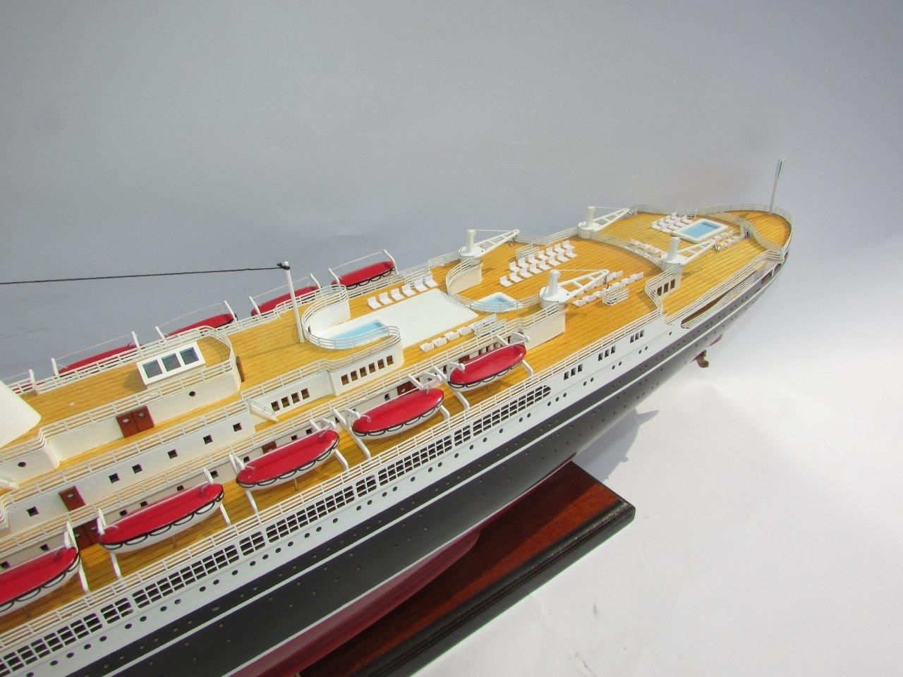 2055-12166-SS-Andrea-Doria-model-boat