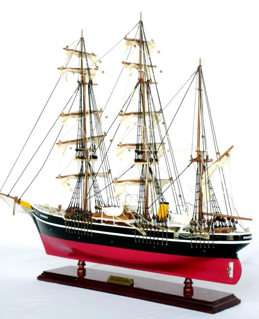 2058-12185-RRS-Discovery-ship-model