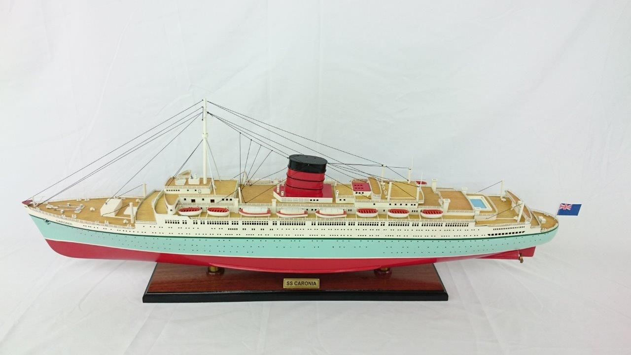 2060-12198-RMS-Caronia-model-boat