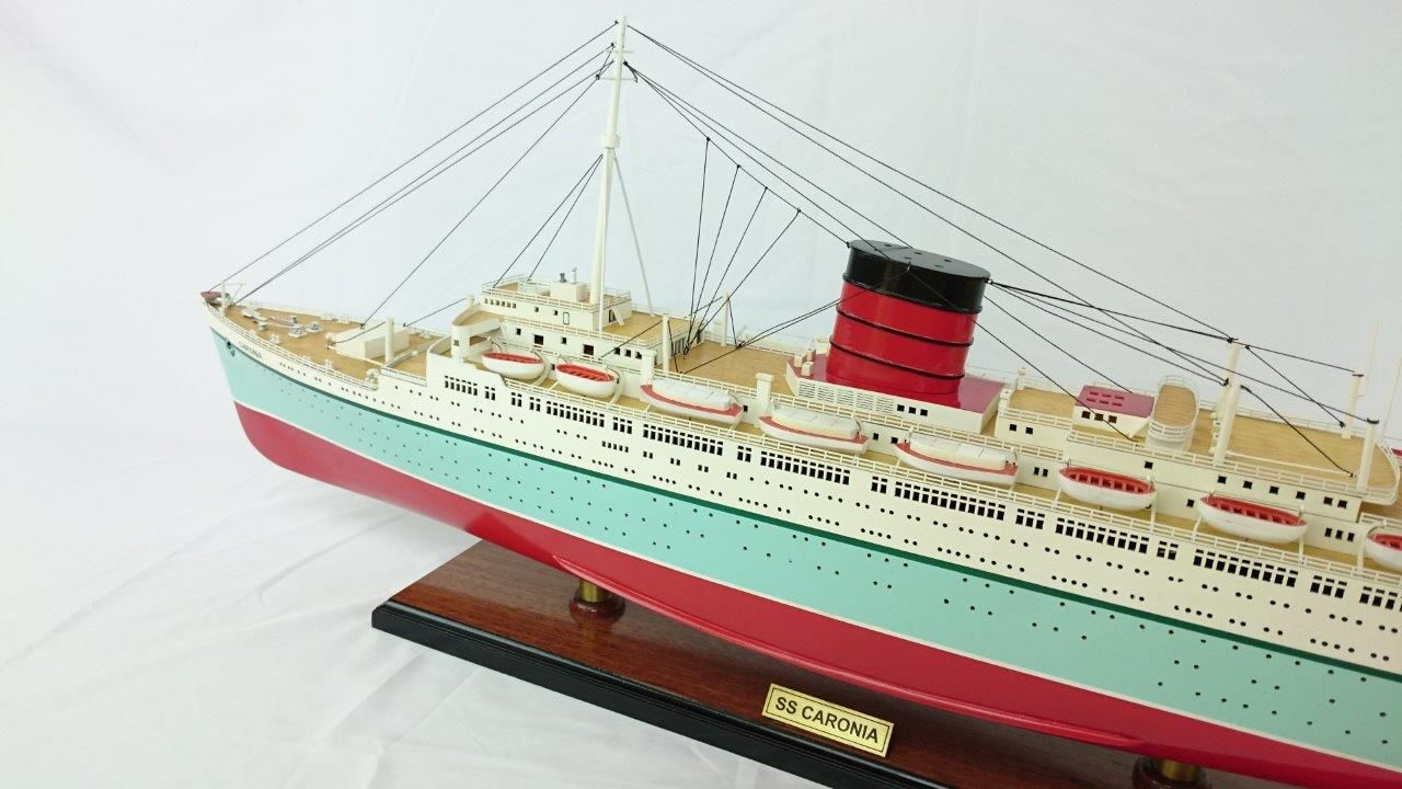 2060-12204-RMS-Caronia-model-boat