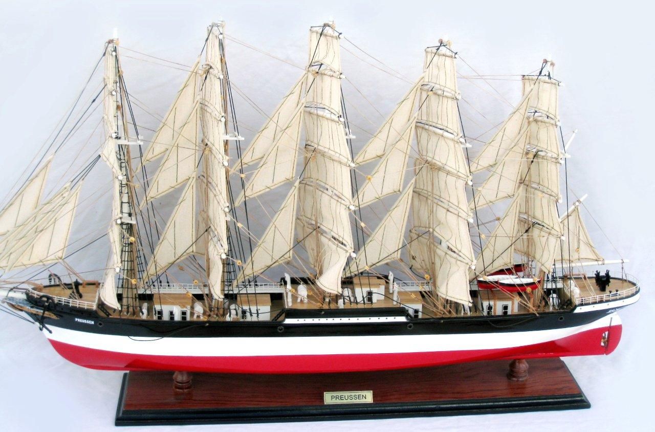 2086-12580-Preussen-Model-Boat