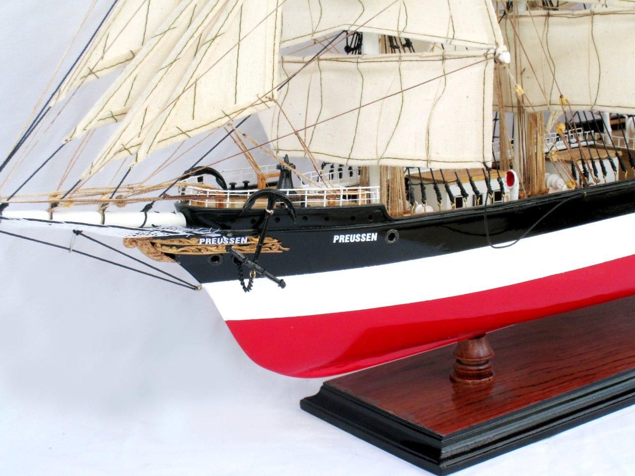 2086-12581-Preussen-Model-Boat