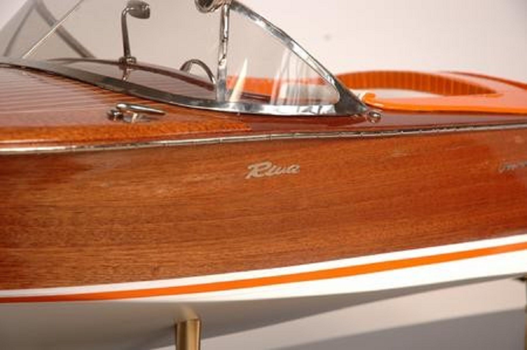 328-7577-Riva-Aquarama-Special-Model-Boat-Premier-Range