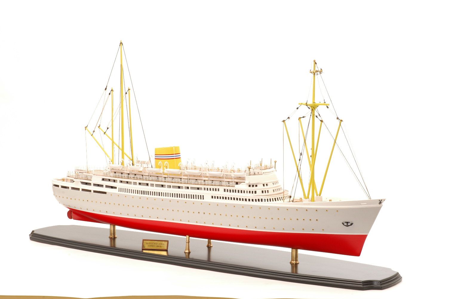 549-6431-Bergensfjord-model-ship