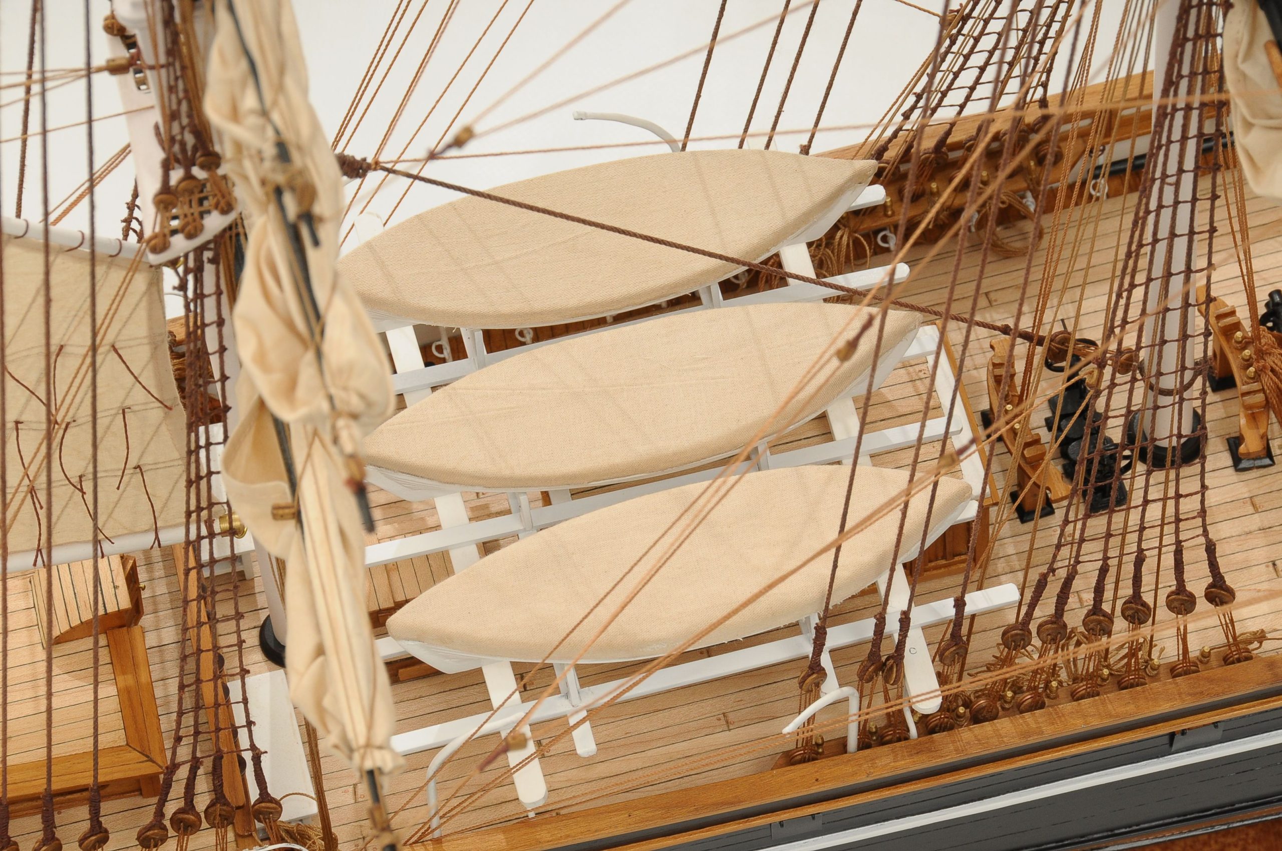 553-8672-Cutty-Sark-model-ship-Premier-Range-scaled-1