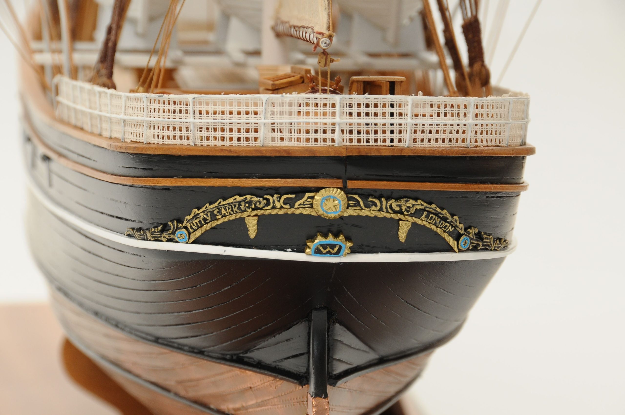 553-8681-Cutty-Sark-model-ship-Premier-Range-scaled-1