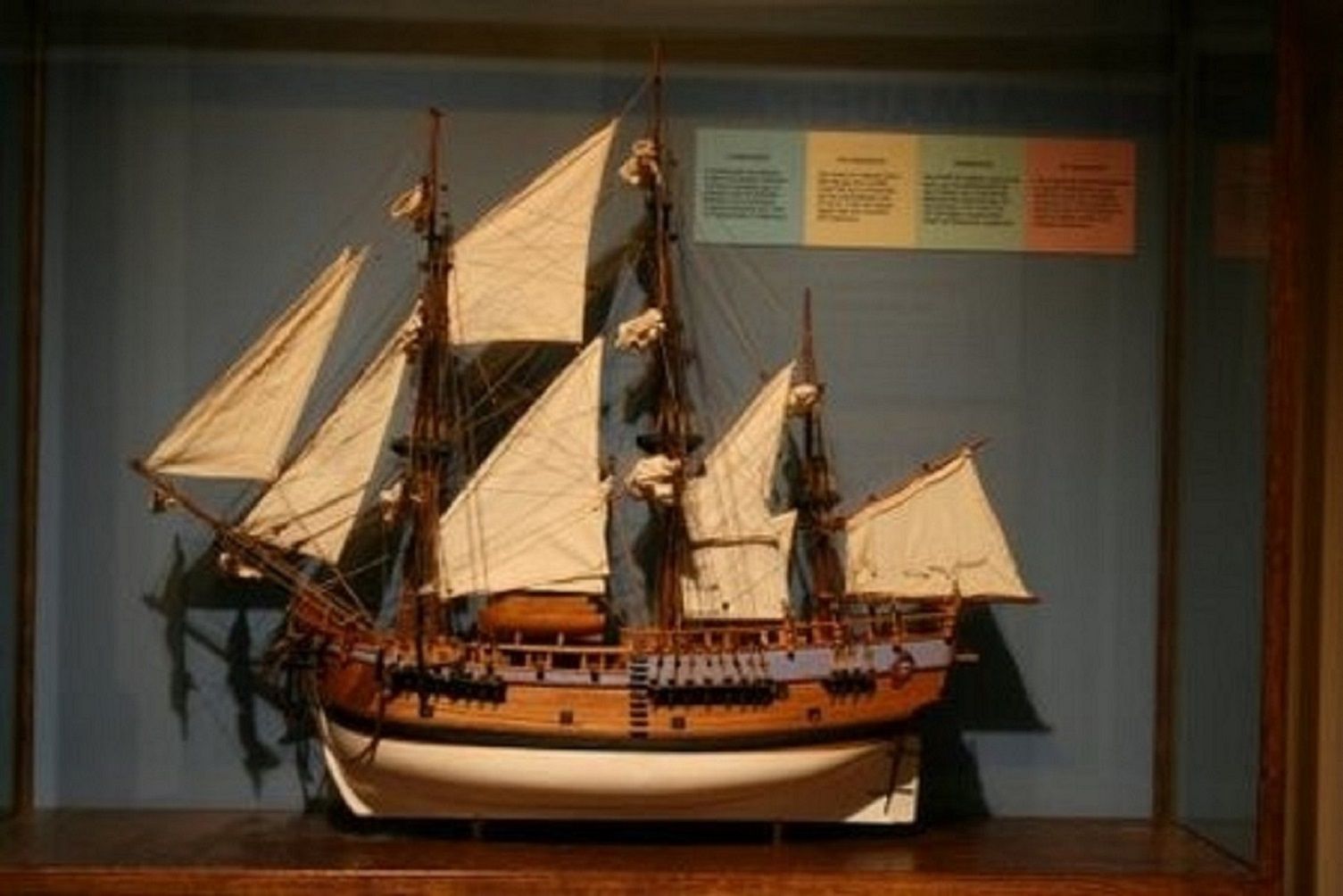 571-7307-HMS-Endeavour-model-ship-Premier-Range