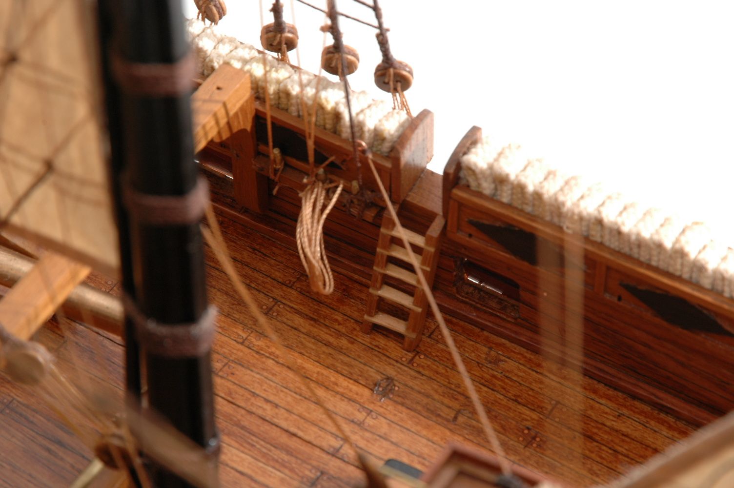 596-7317-HMS-Beagle-Model-Ship-Premier-Range