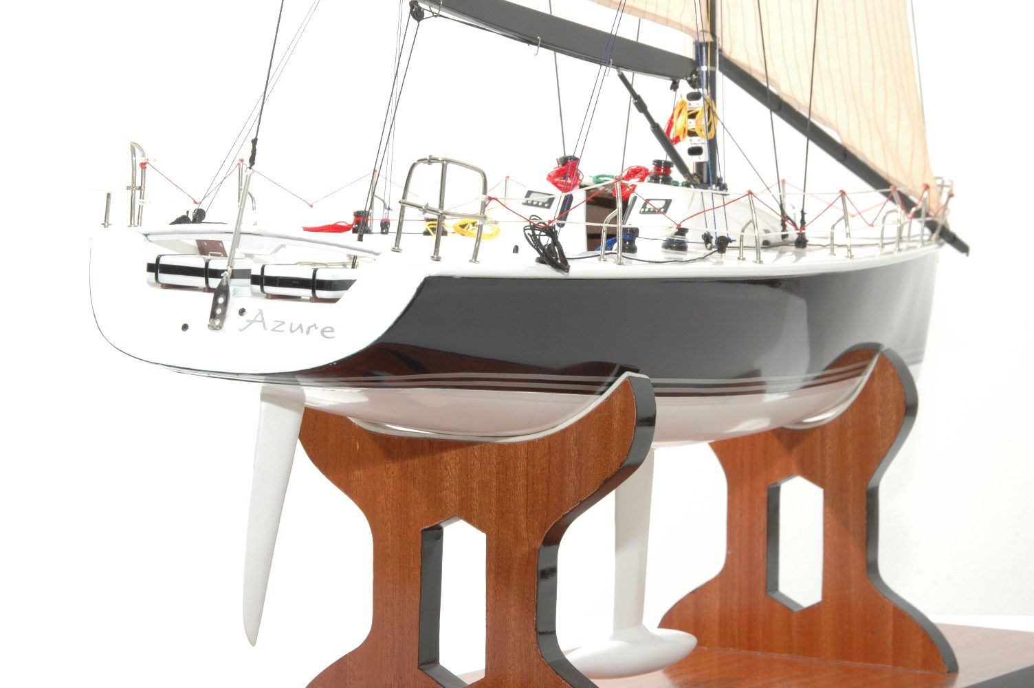 650-6389-Azure-Model-Yacht-Premier-Range