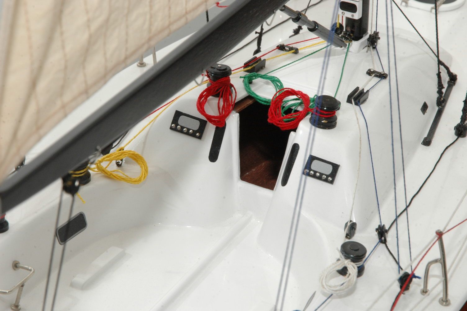 650-6391-Azure-Model-Yacht-Premier-Range