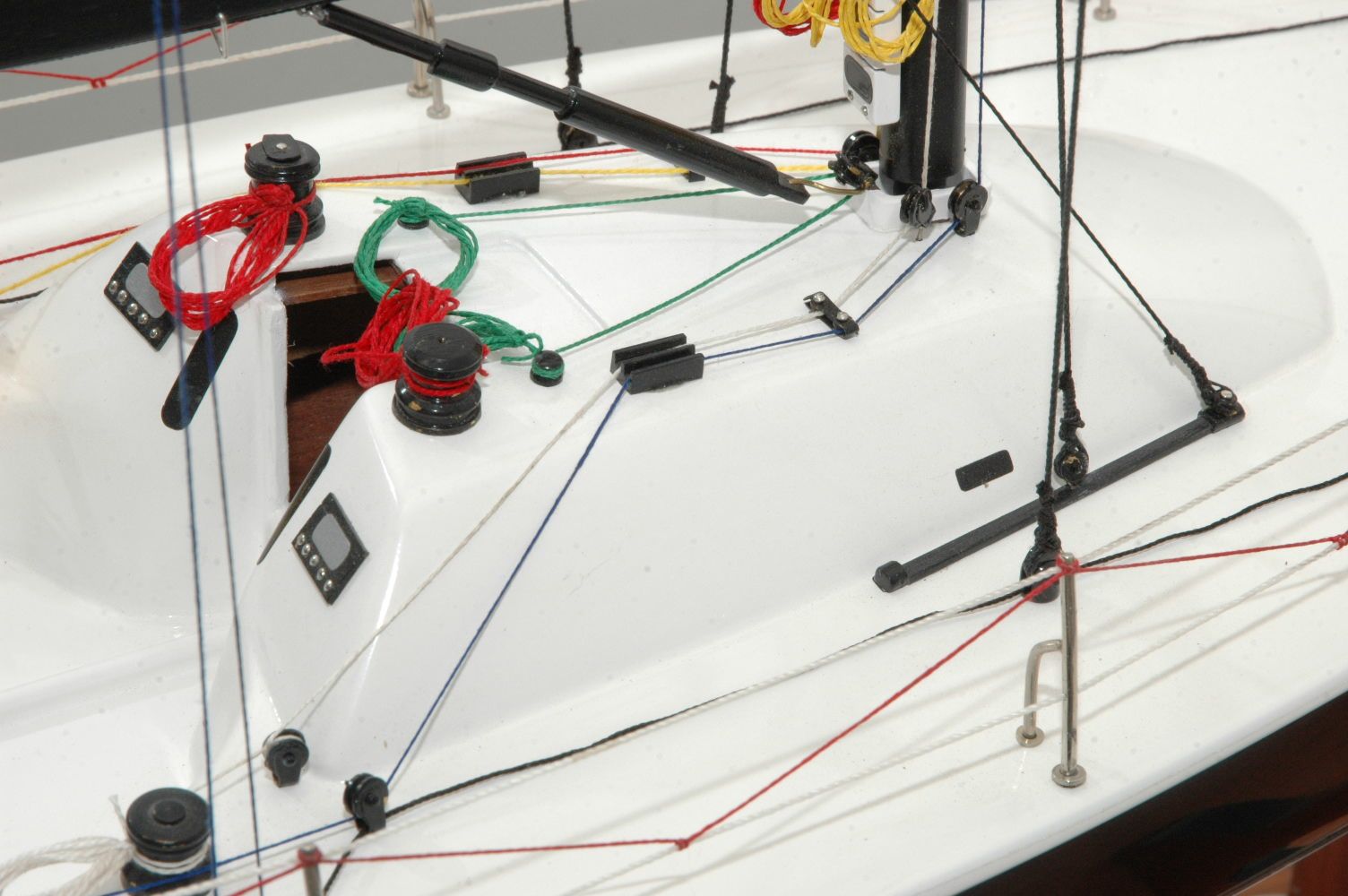 650-6392-Azure-Model-Yacht-Premier-Range