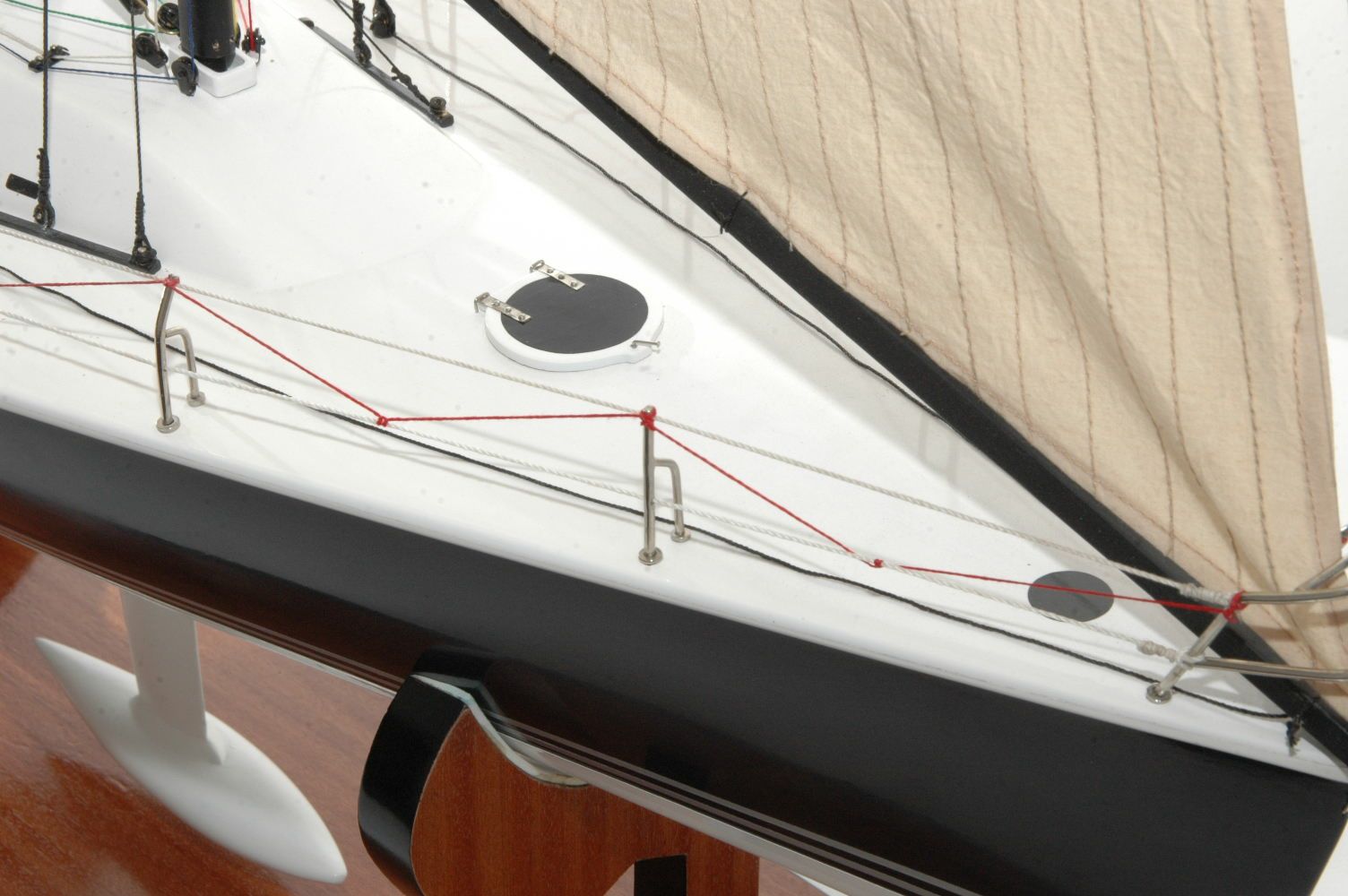 650-6395-Azure-Model-Yacht-Premier-Range