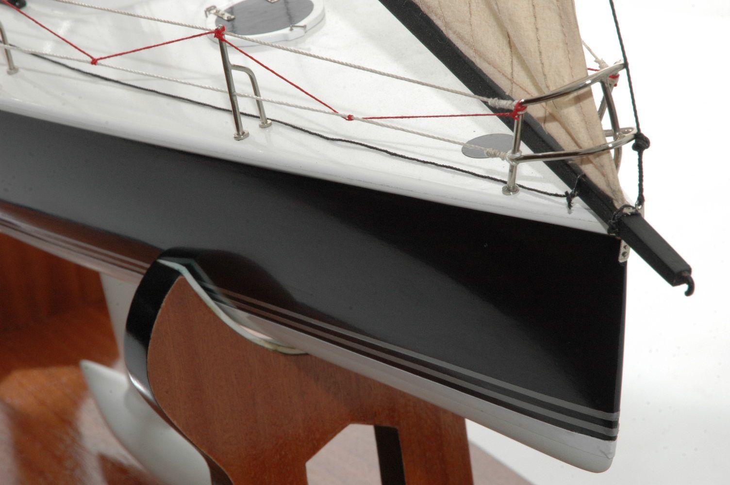 650-6398-Azure-Model-Yacht-Premier-Range