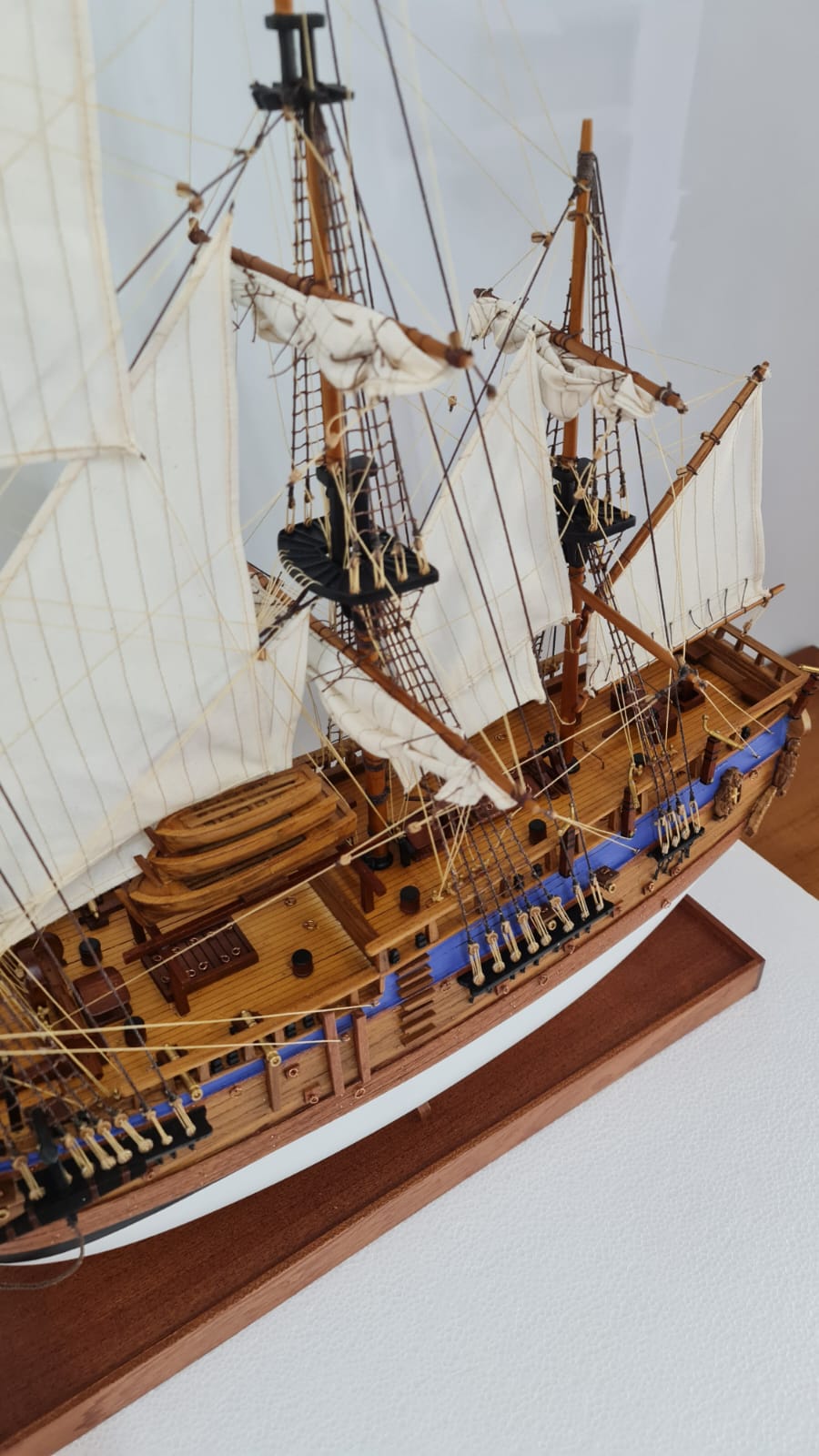 HMS-Endeavour-12