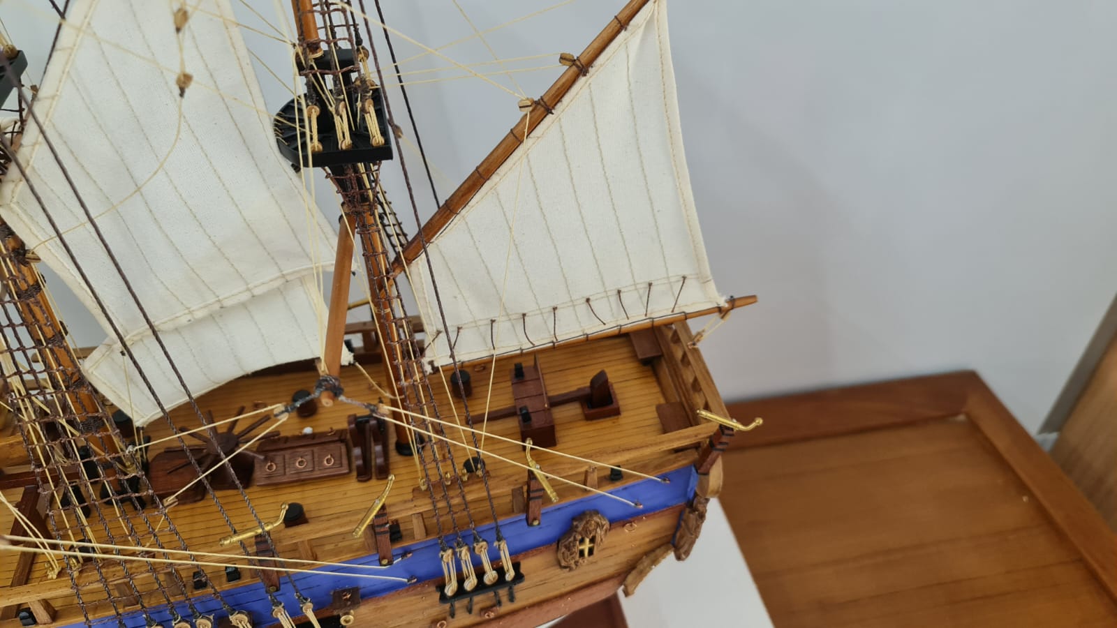 HMS-Endeavour-3