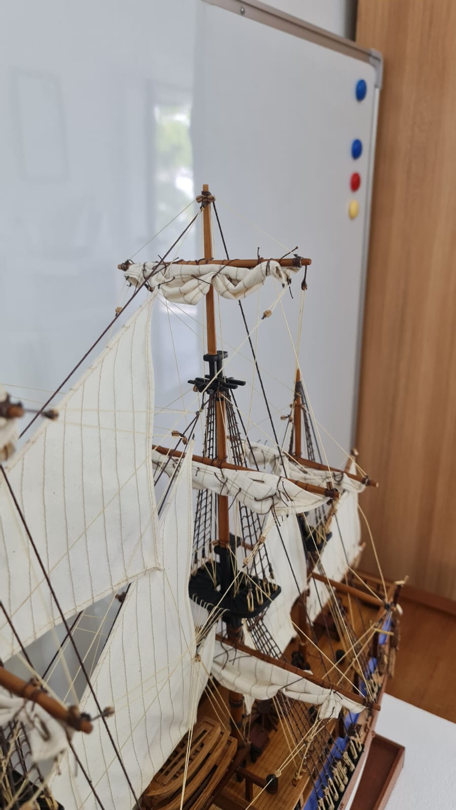 HMS-Endeavour-4