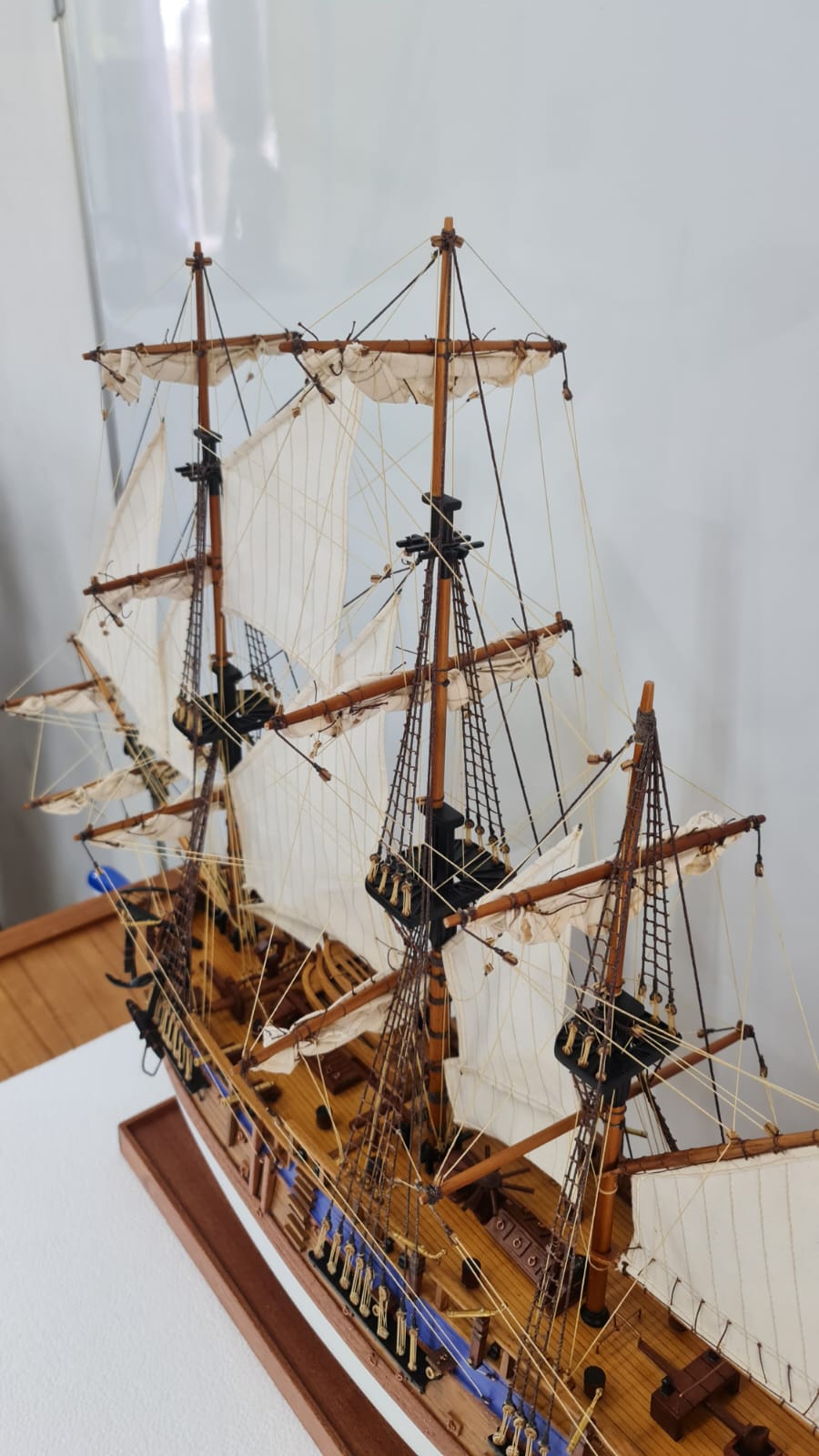 HMS-Endeavour-8