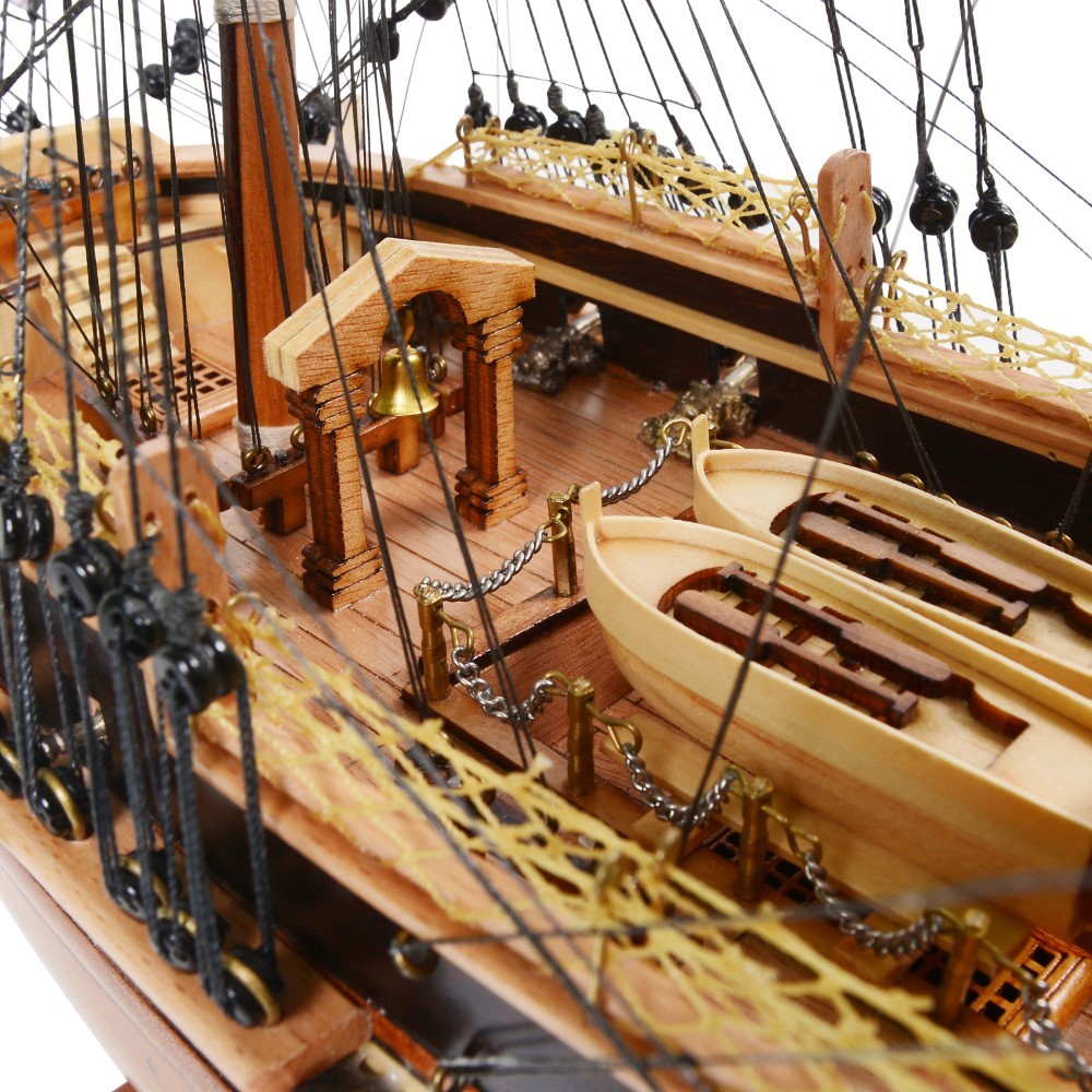 T097-USS-Constitution-Medium-L04