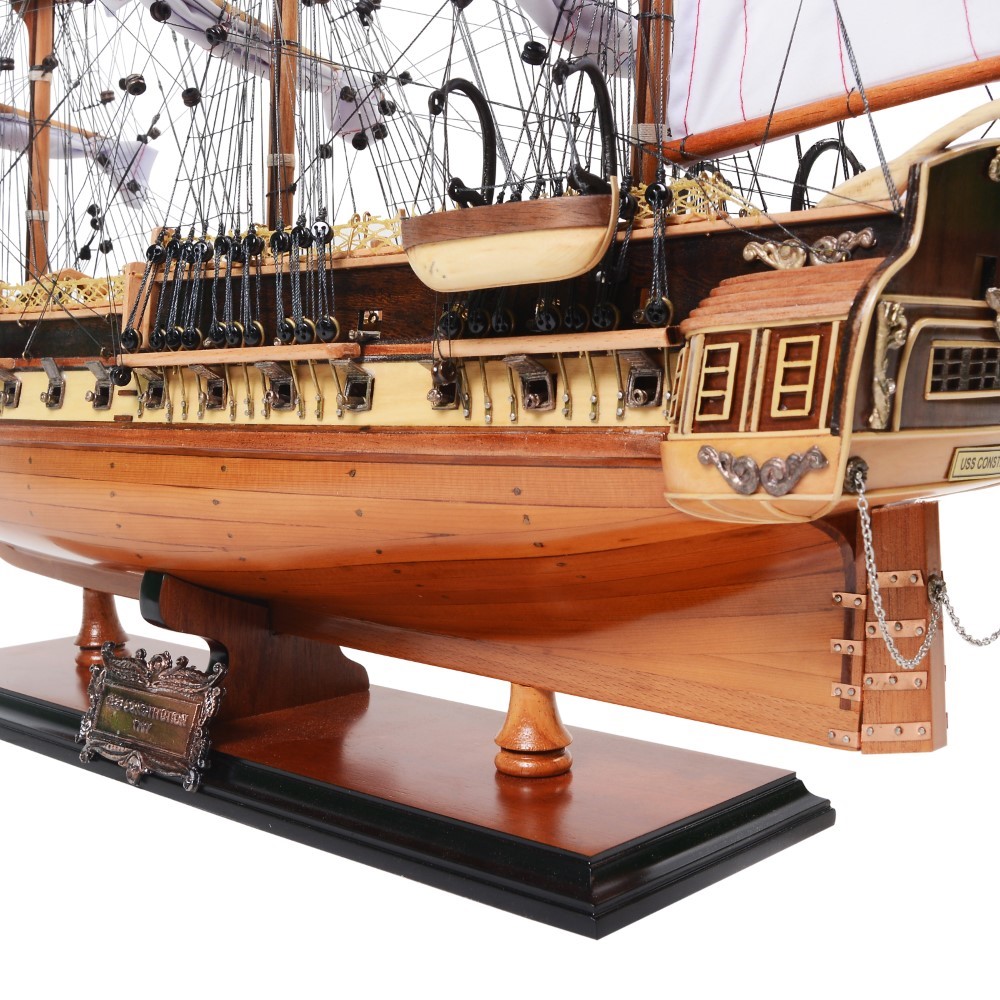 T097-USS-Constitution-Medium-L06