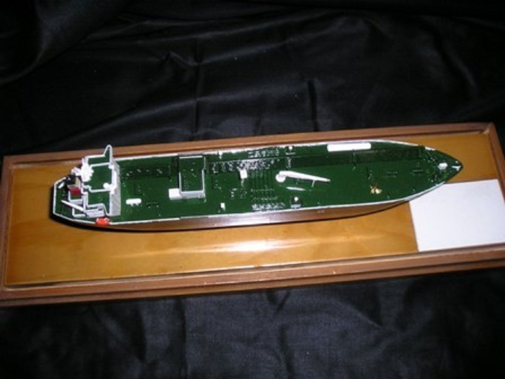 1220-6865-LPG-Tanker