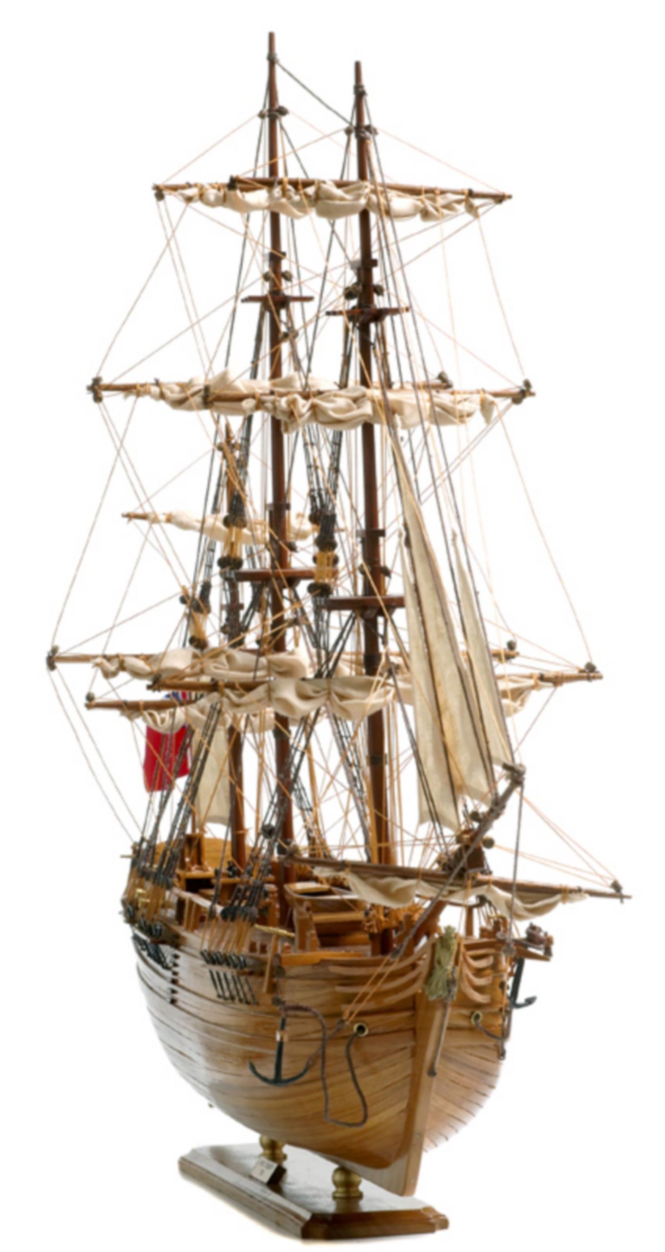 124-8125-HMS-Bounty-Model-Ship-Superior-Range-scaled