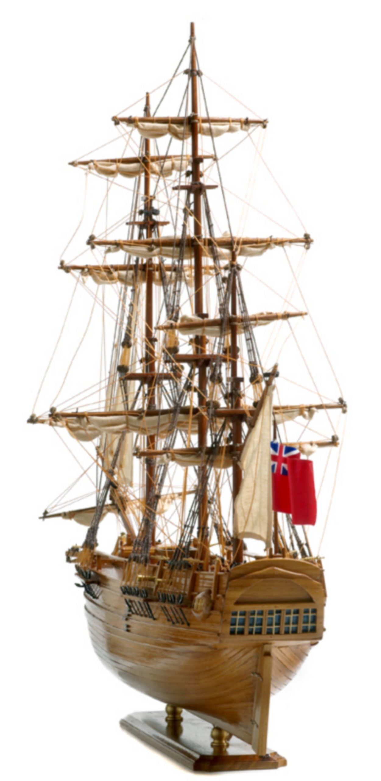 124-8128-HMS-Bounty-Model-Ship-Superior-Range-scaled