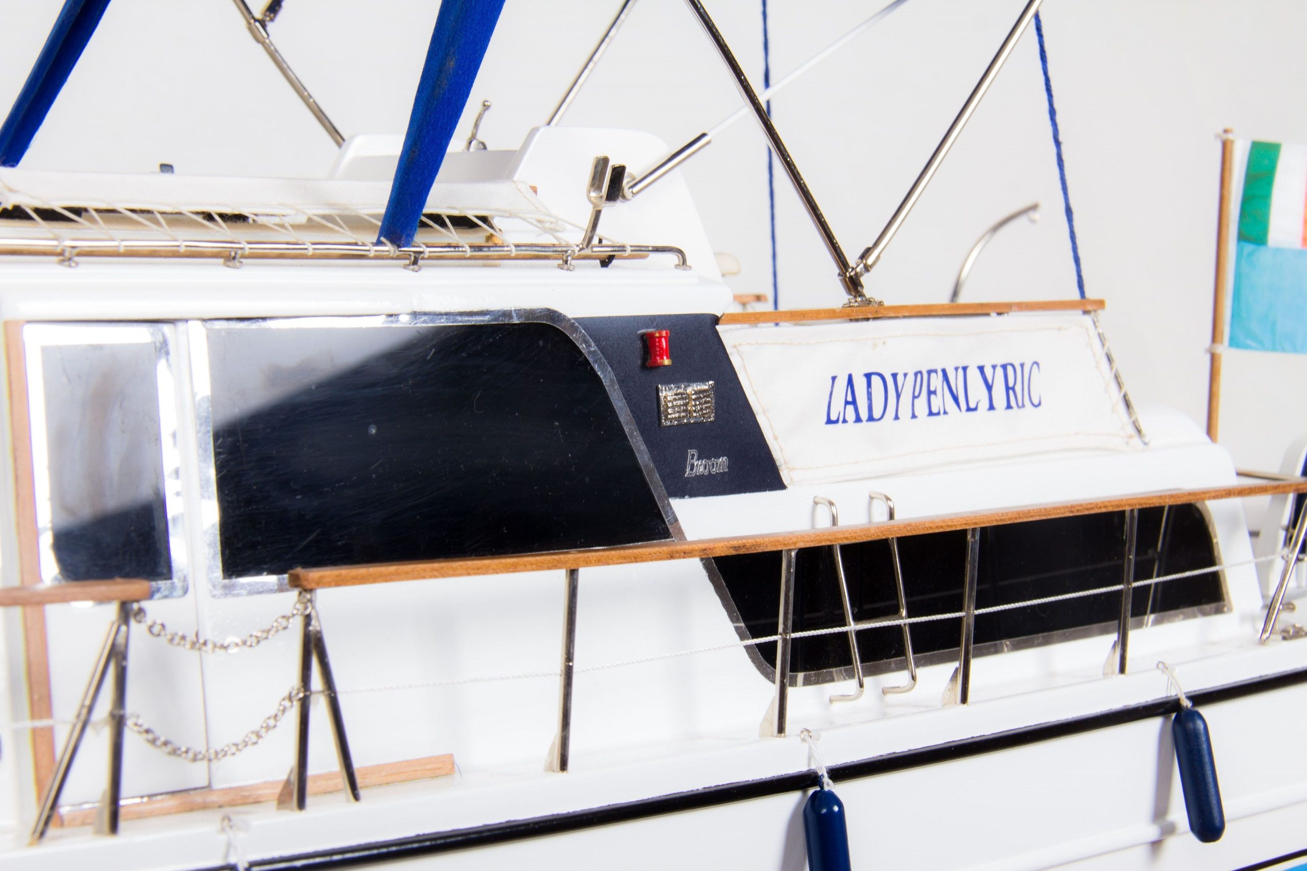 1776-9952-Lady-Penlyric-Model-Boat-scaled
