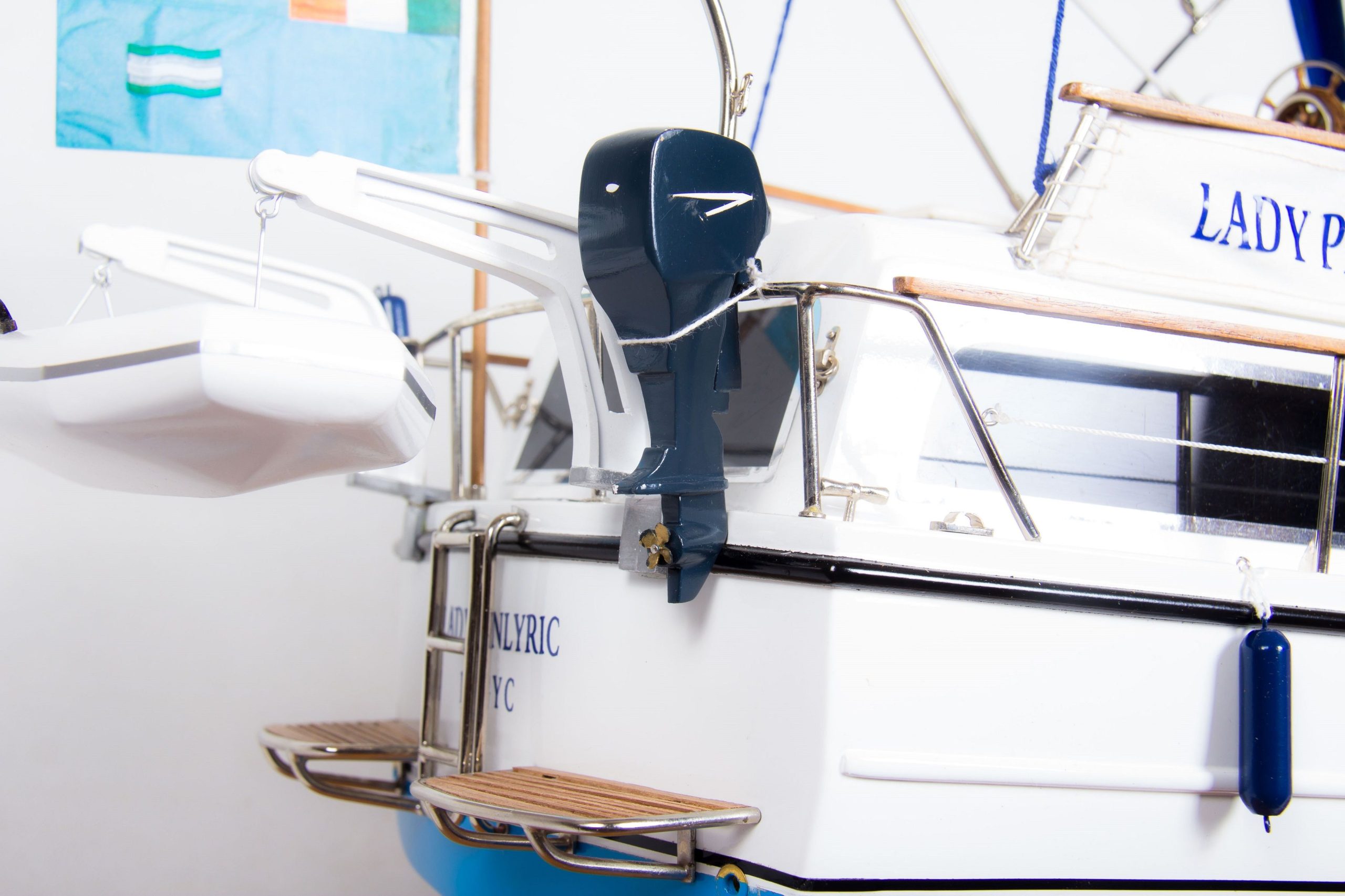 1776-9958-Lady-Penlyric-Model-Boat-scaled