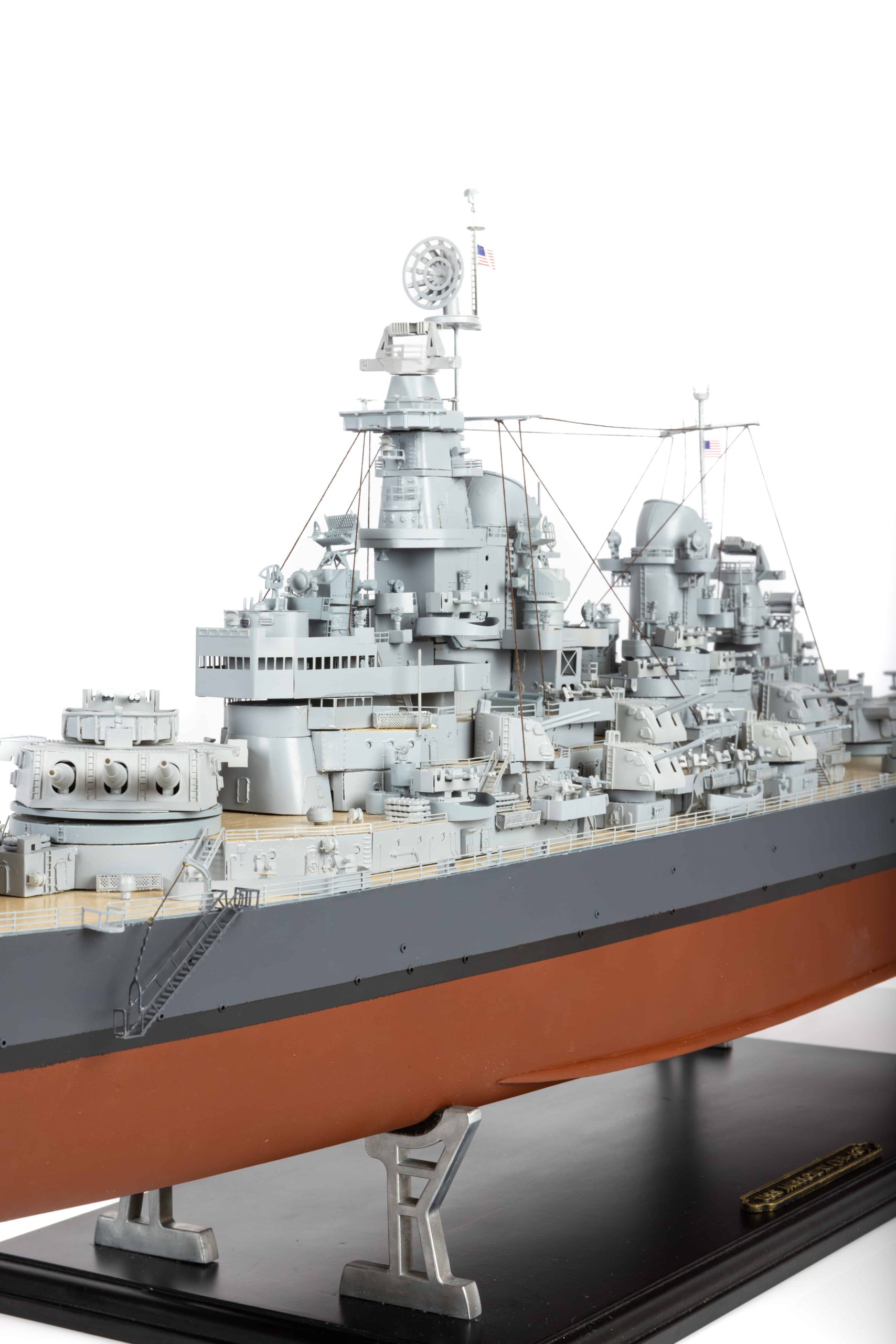 Copia-de-USS_Missouri_BB-63_Maqueta_OcCre-4-scaled