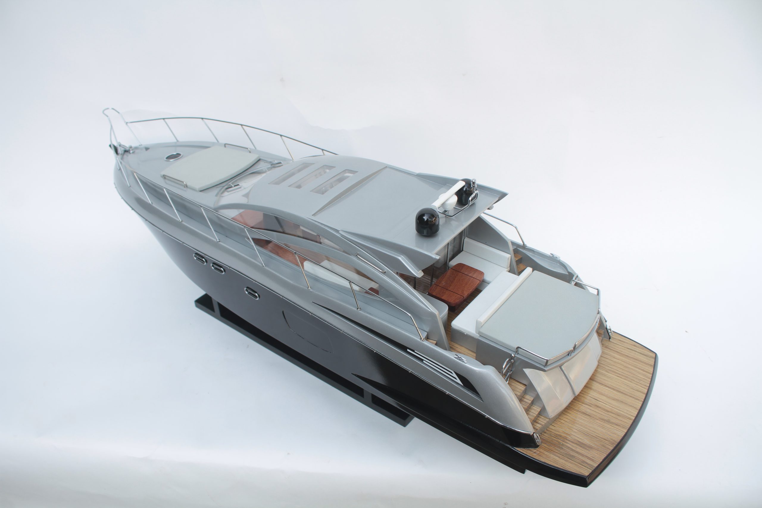 Stolt Nanami Display Ship Model - GN