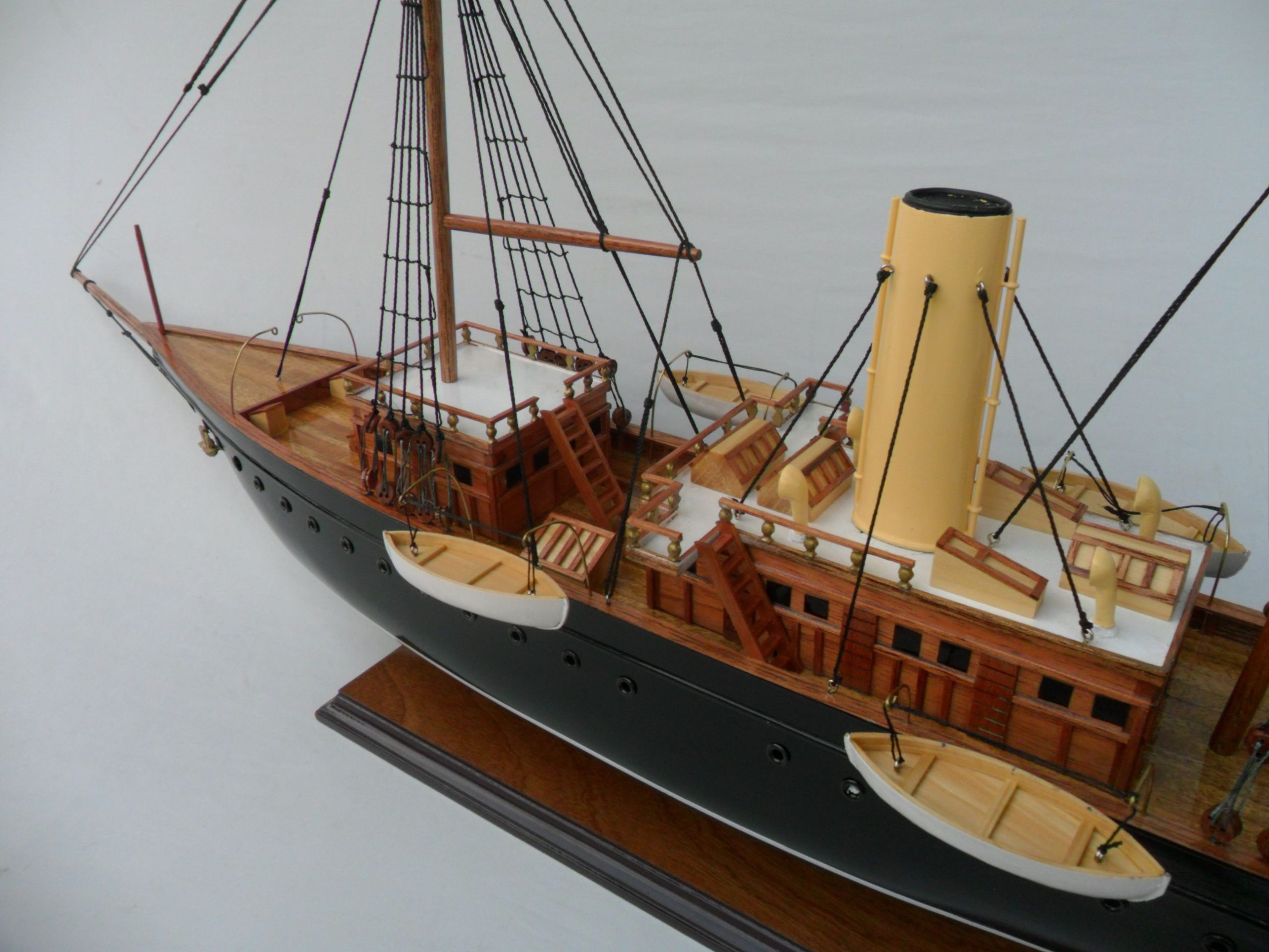 SAM_1700-scaled