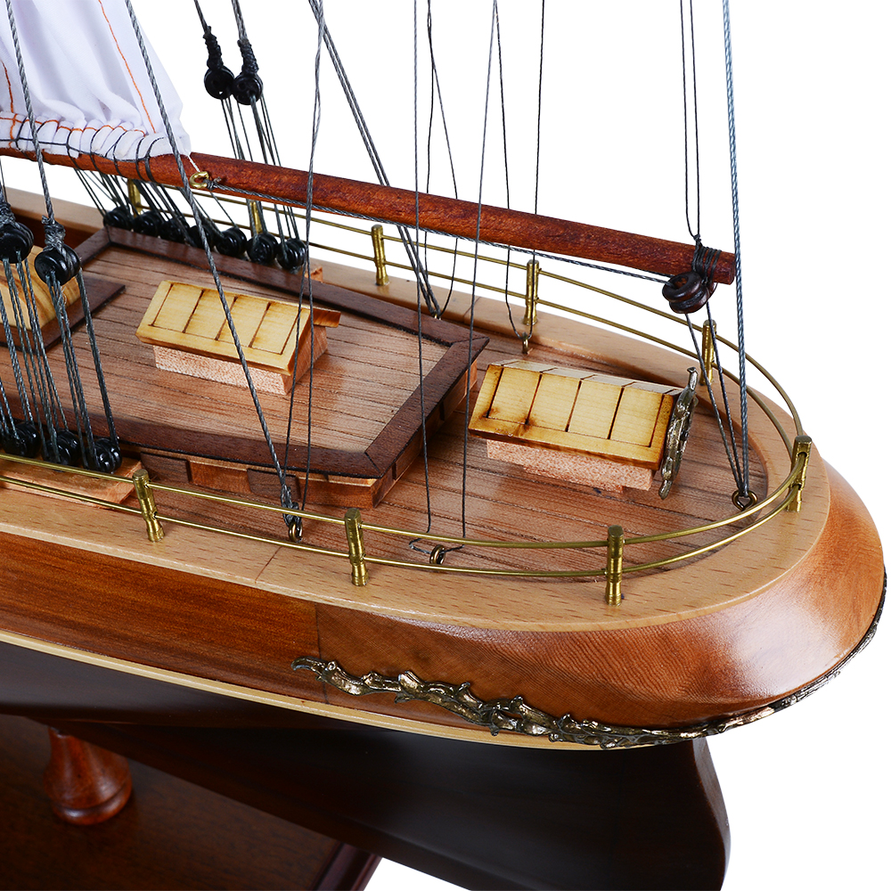 T016-Cutty-Sark-Clipper-Ship-Model-L08